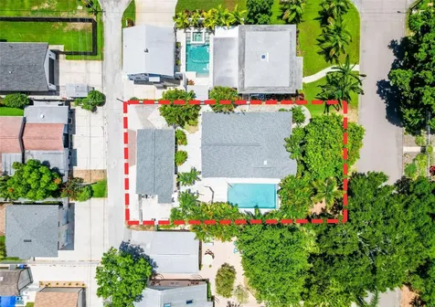 182 29th Avenue N St Petersburg FL 33704