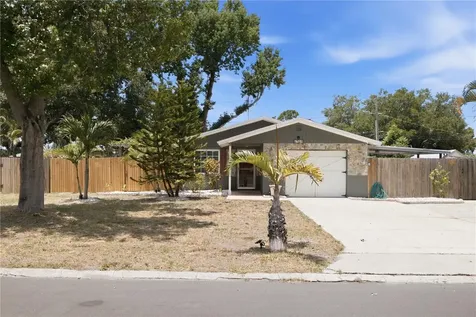 8536 Quail Road Seminole FL 33777