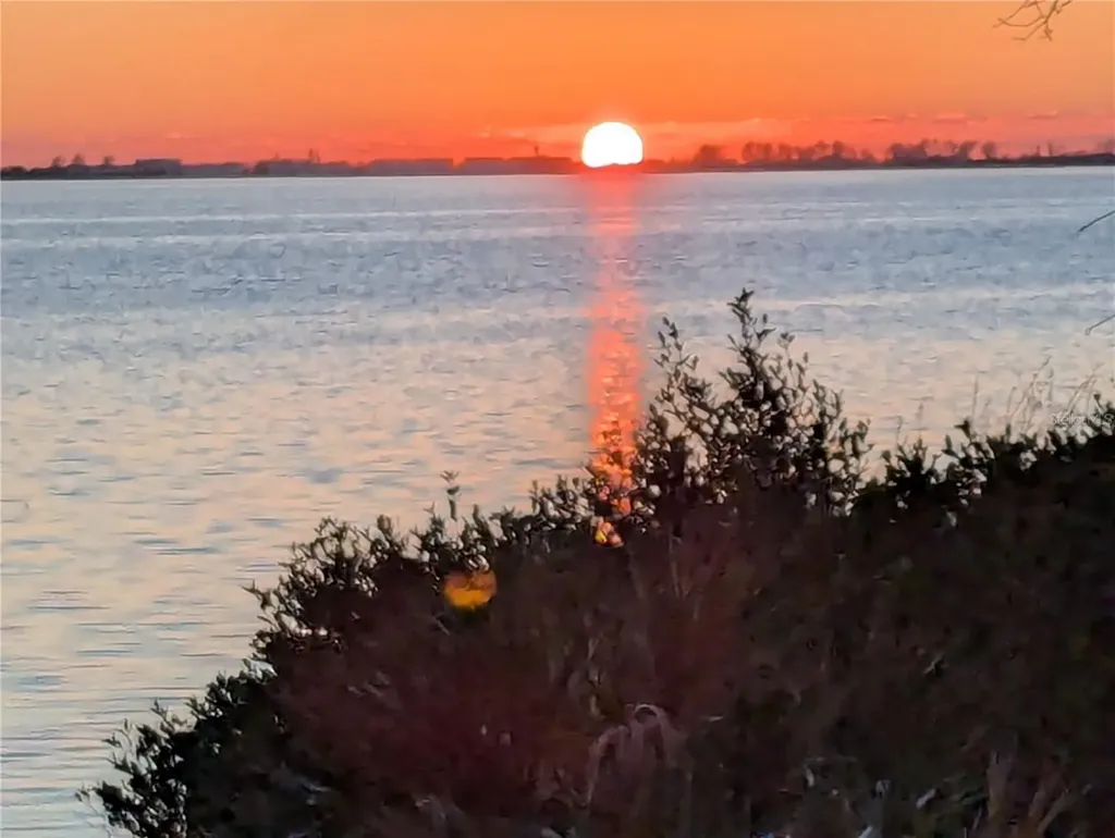 2008 Canal Drive Bradenton FL 34207