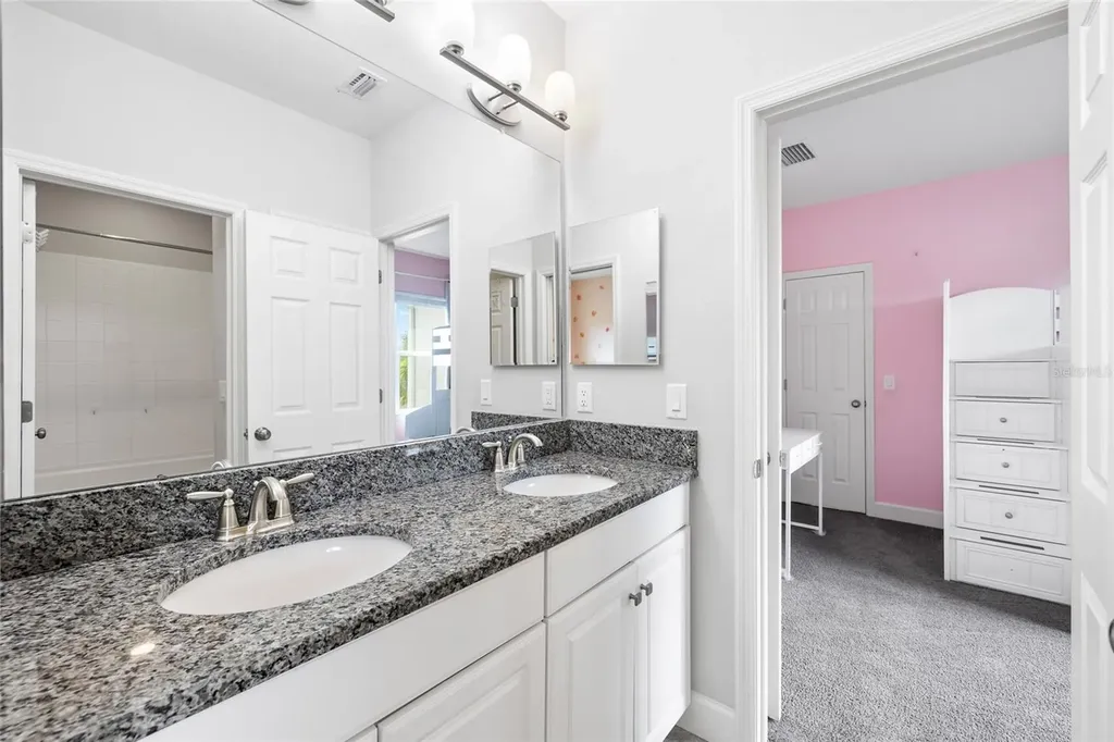 8029 Clementine Lane Tampa FL 33625