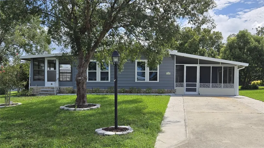 2363 S Citrus Circle Zellwood FL 32798