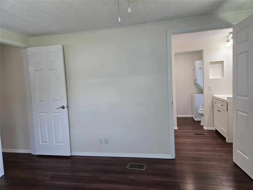 2363 S Citrus Circle Zellwood FL 32798