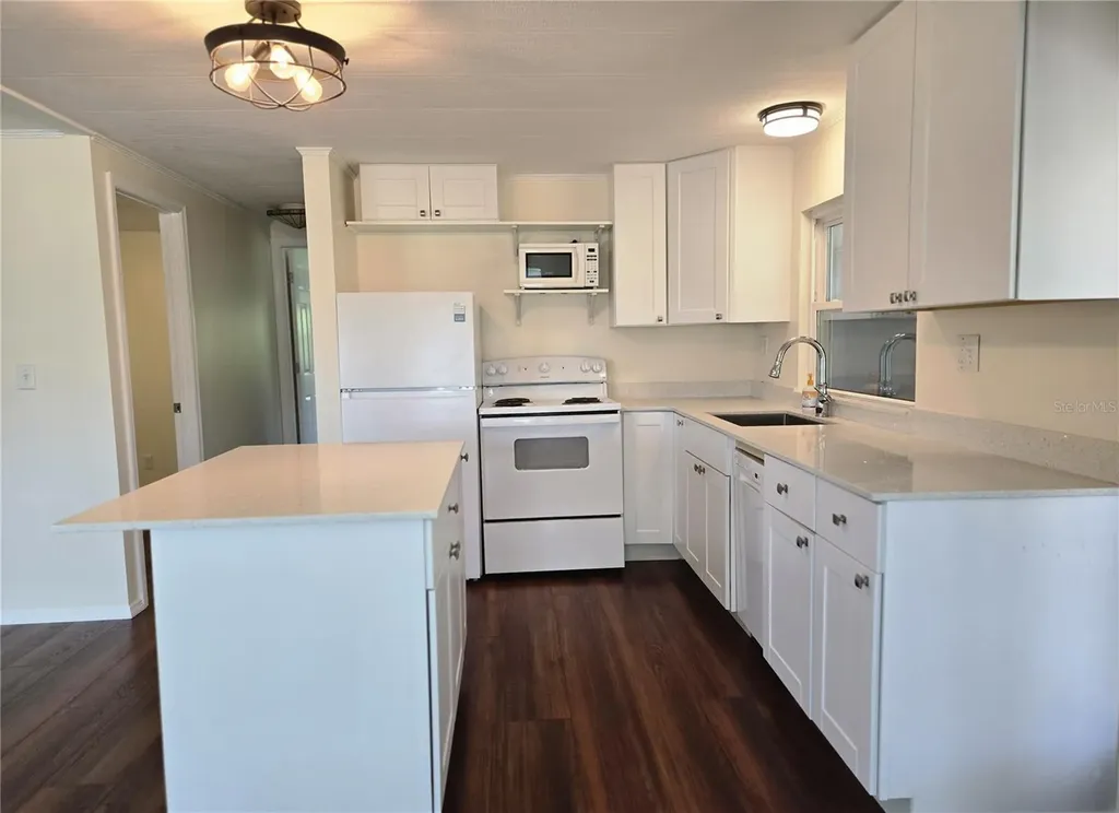 2363 S Citrus Circle Zellwood FL 32798