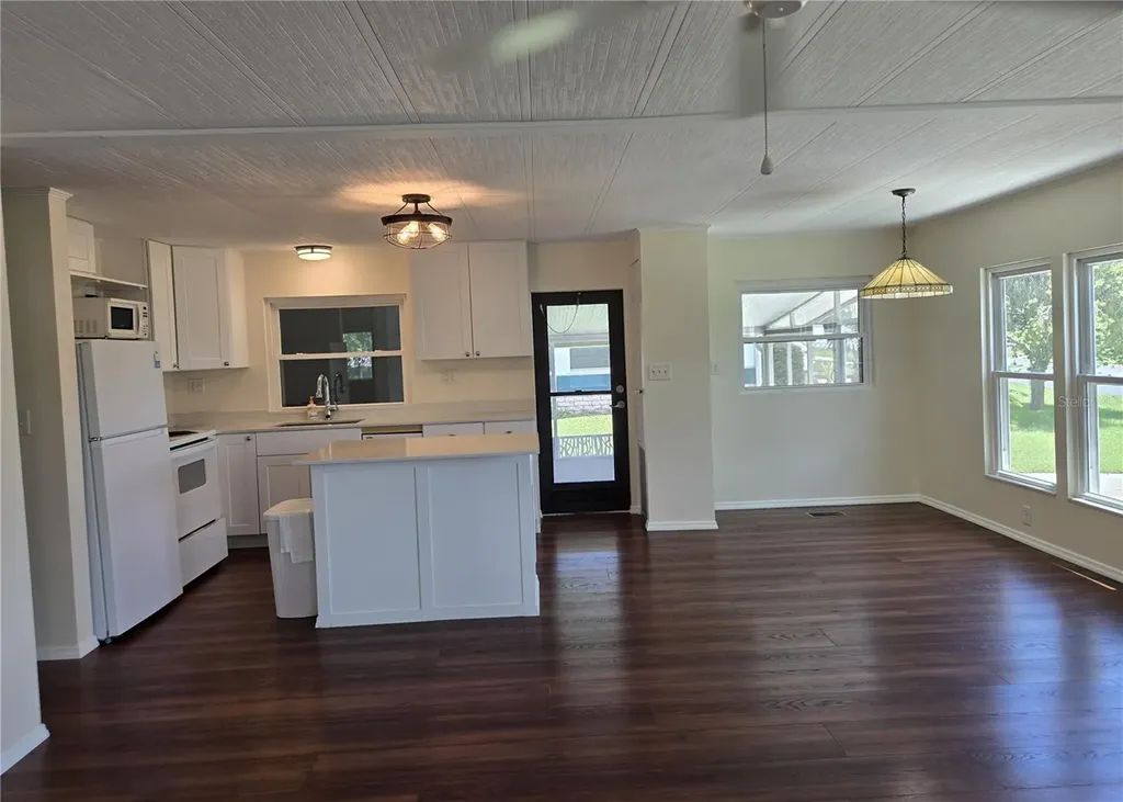 2363 S Citrus Circle Zellwood FL 32798