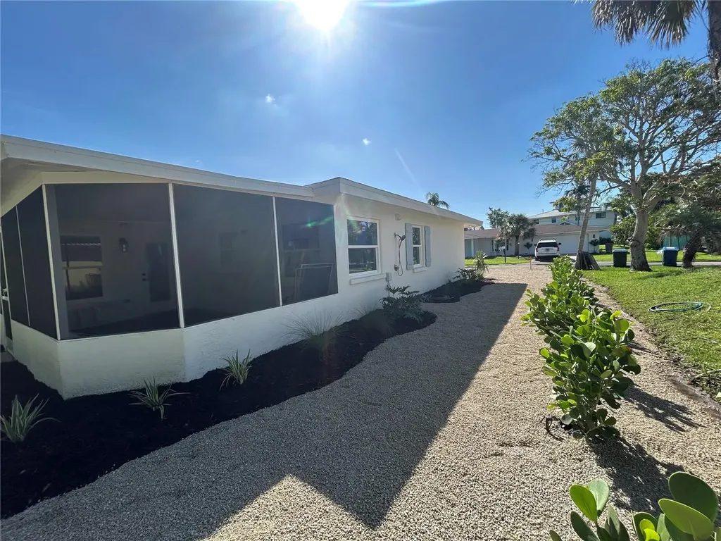 1625 Idle Lane Sarasota FL 34231