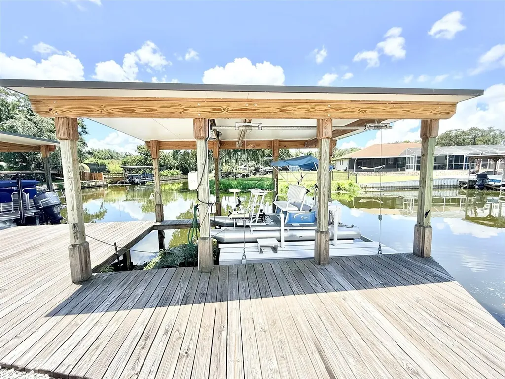 209 W Delaware Street Tavares FL 32778