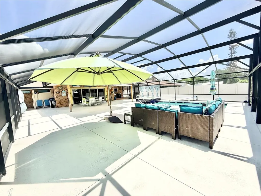 209 W Delaware Street Tavares FL 32778