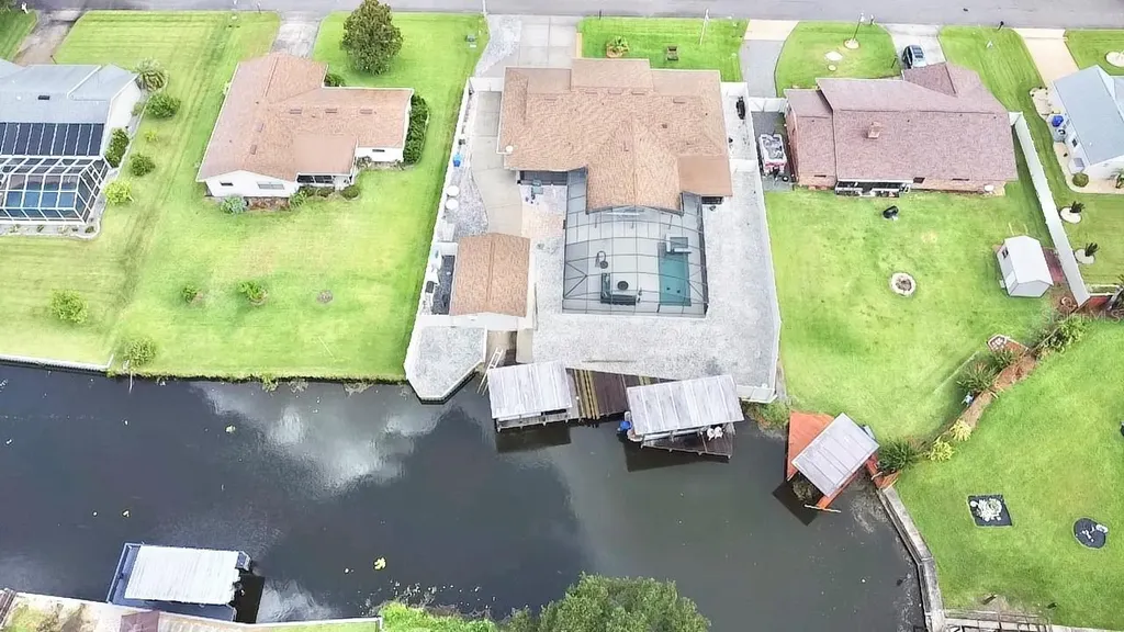 209 W Delaware Street Tavares FL 32778