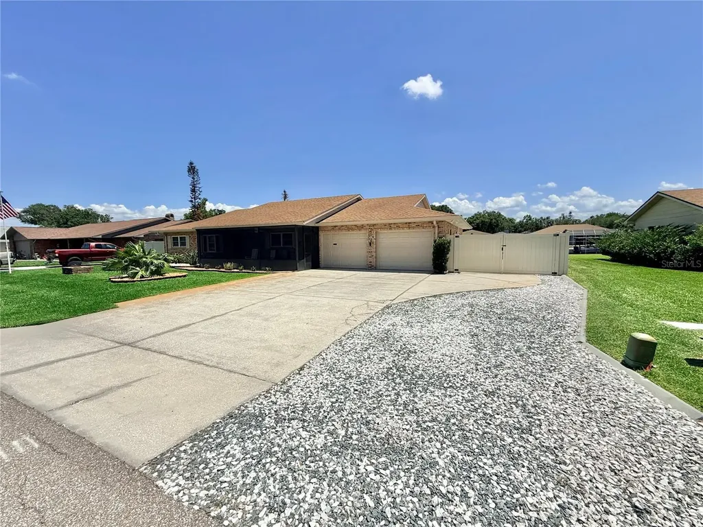209 W Delaware Street Tavares FL 32778
