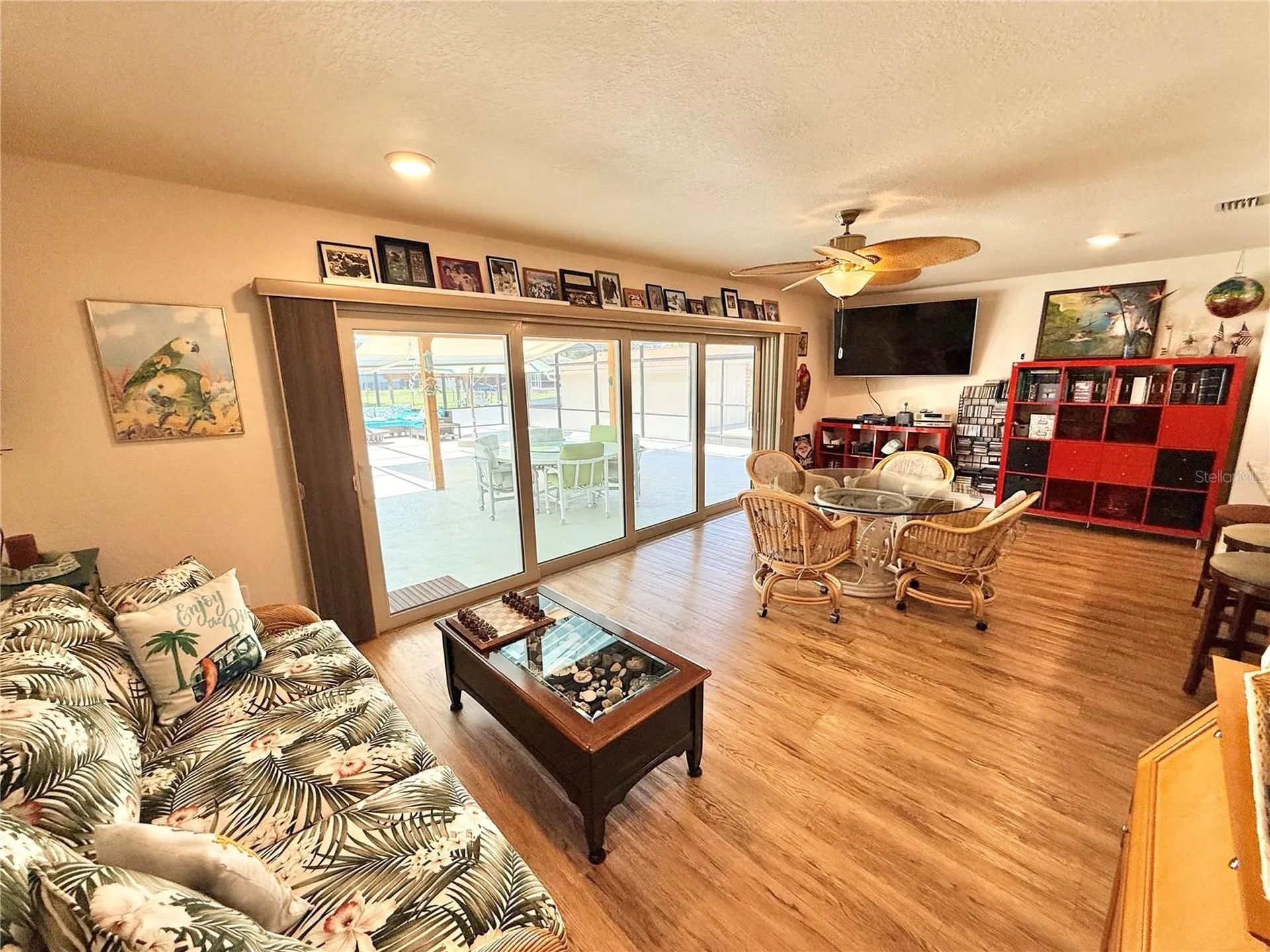209 W Delaware Street Tavares FL 32778