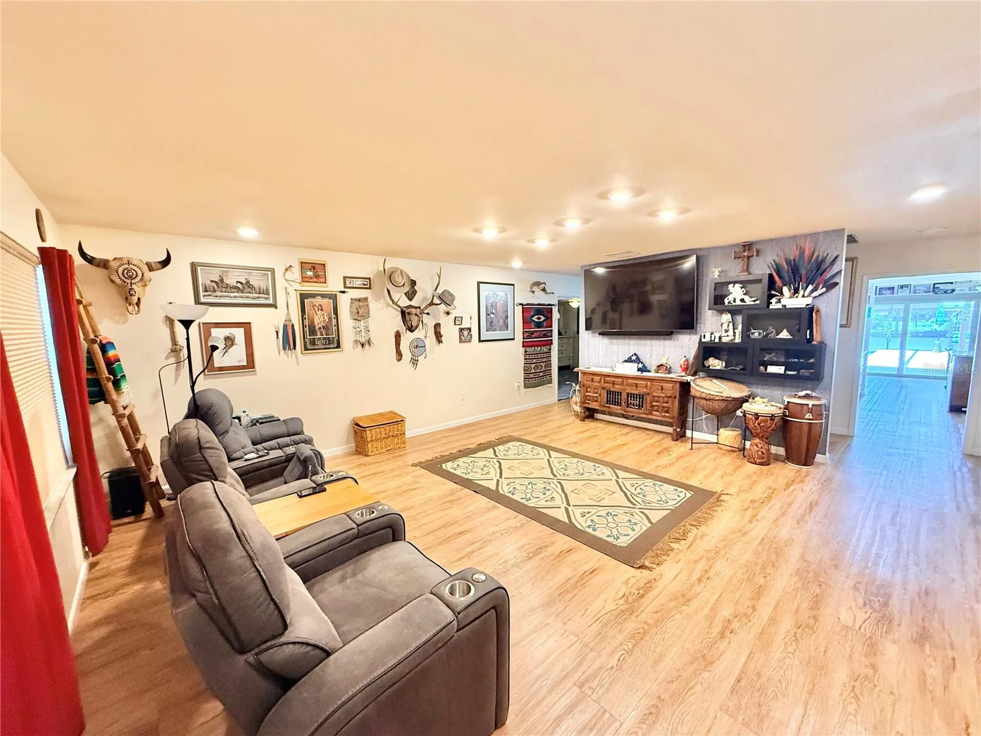 209 W Delaware Street Tavares FL 32778