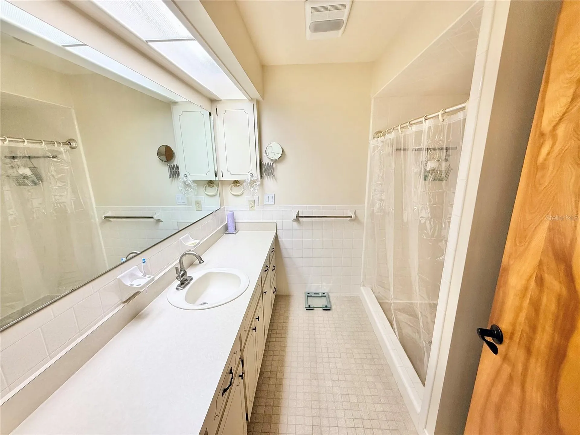 209 W Delaware Street Tavares FL 32778