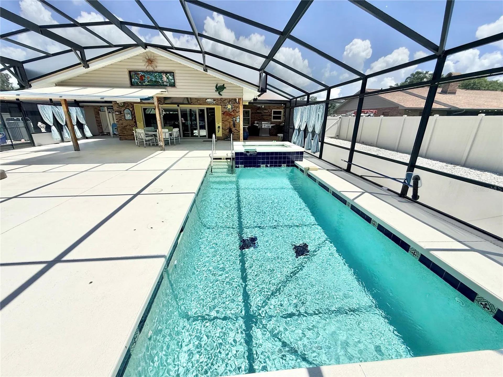 209 W Delaware Street Tavares FL 32778