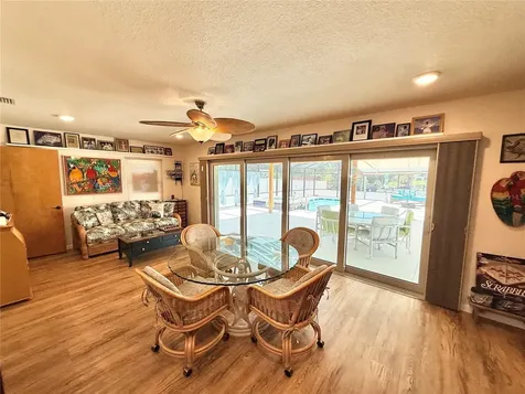 209 W Delaware Street Tavares FL 32778