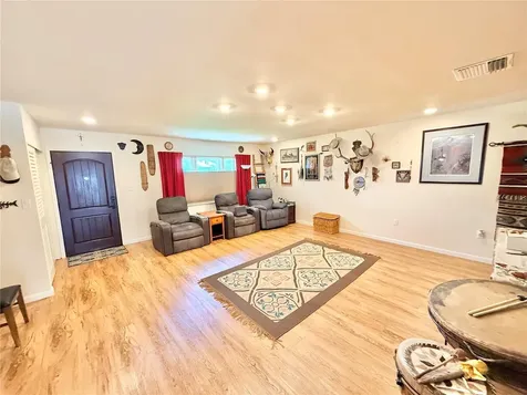 209 W Delaware Street Tavares FL 32778