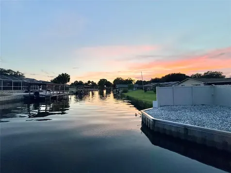 209 W Delaware Street Tavares FL 32778
