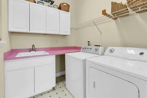 5617 Palmetto Road New Port Richey FL 34652