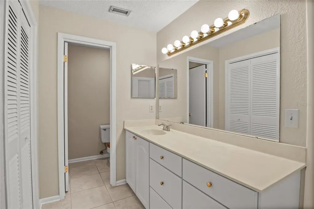 2024 Charnes Court Lakeland FL 33813