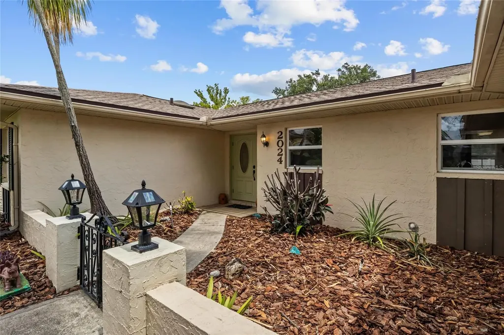 2024 Charnes Court Lakeland FL 33813