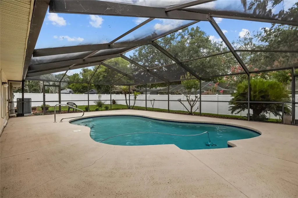 2024 Charnes Court Lakeland FL 33813