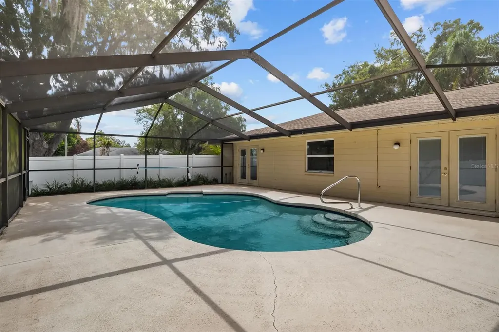 2024 Charnes Court Lakeland FL 33813