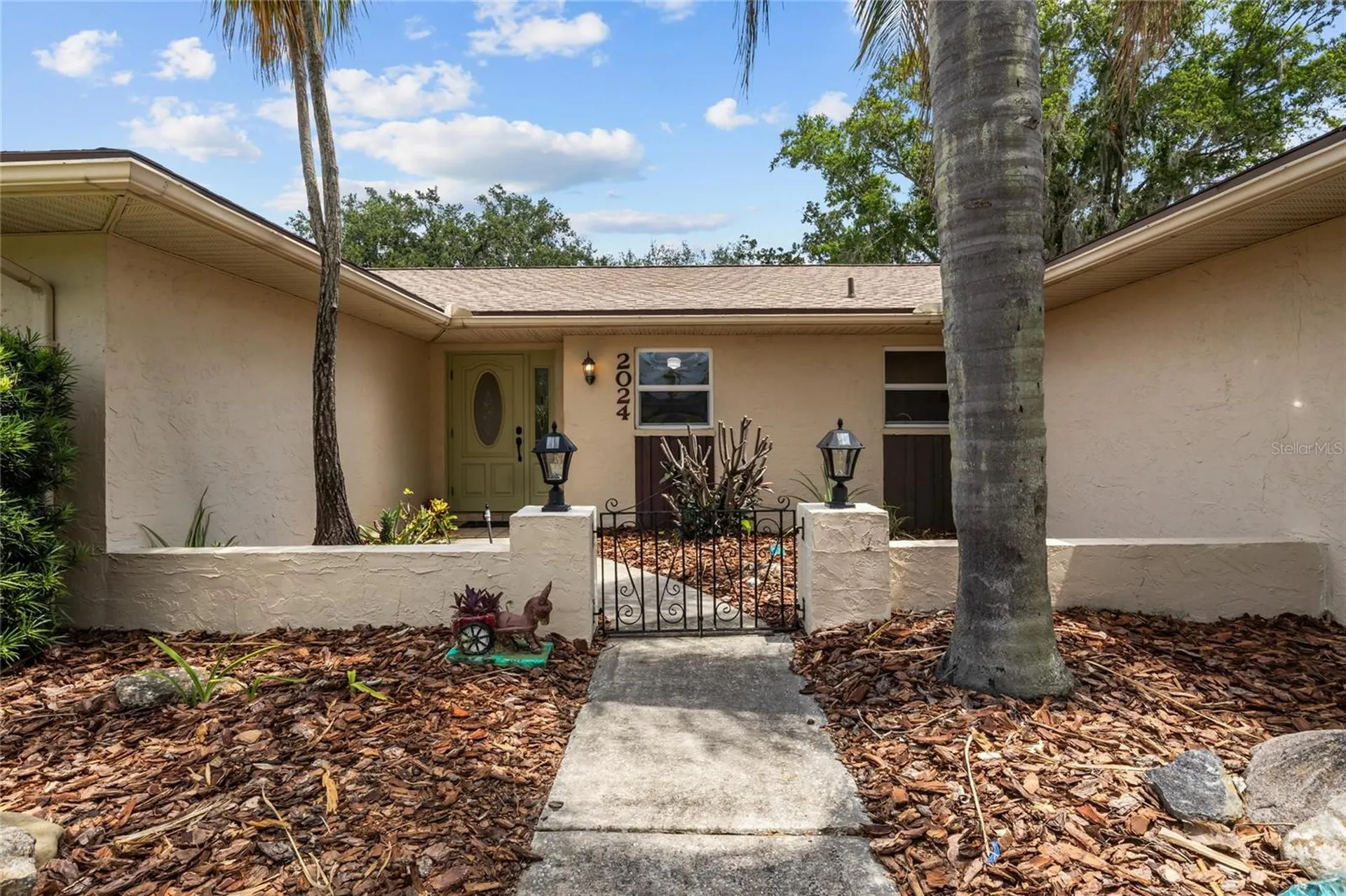 2024 Charnes Court Lakeland FL 33813