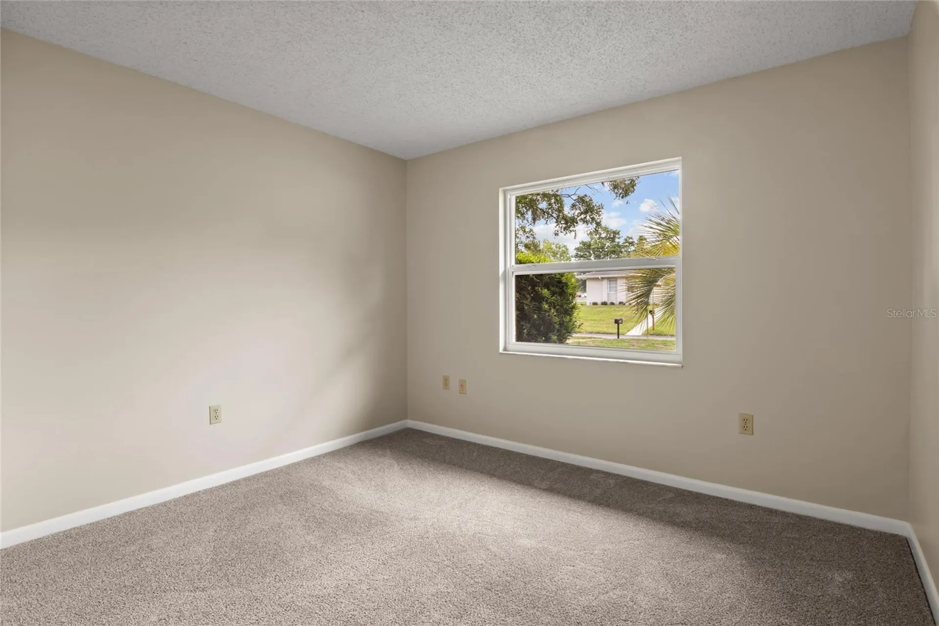 2024 Charnes Court Lakeland FL 33813