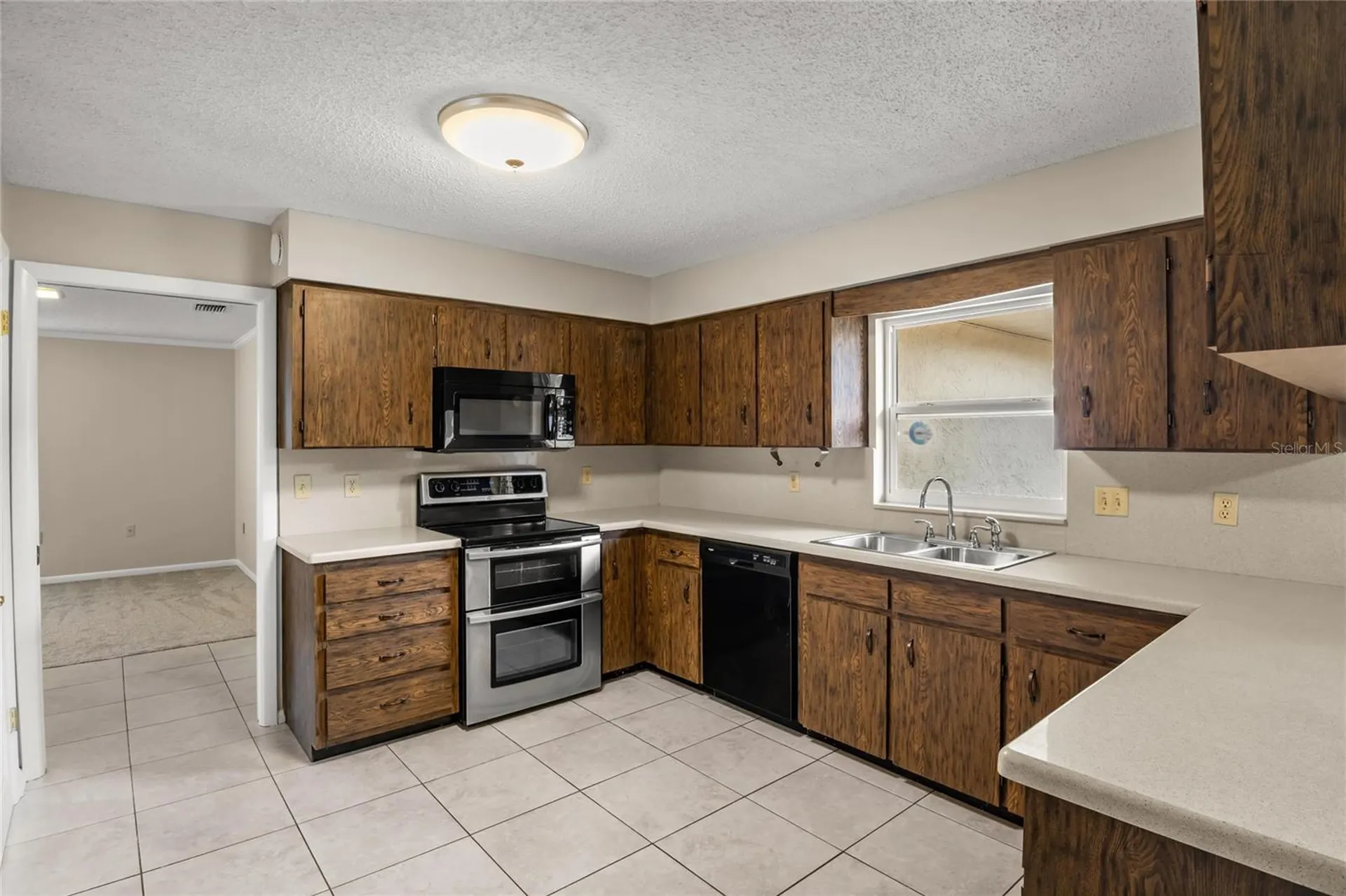2024 Charnes Court Lakeland FL 33813