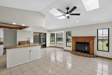 1466 Malaluka Street Deltona FL 32725