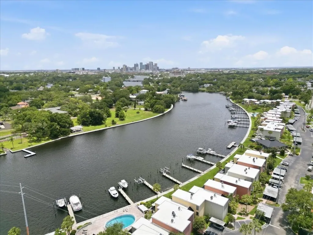 2424 W Tampa Bay Boulevard Tampa FL 33607
