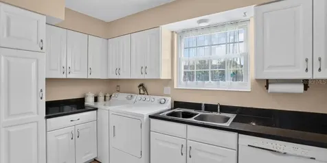 3595 40th Avenue S St Petersburg FL 33711