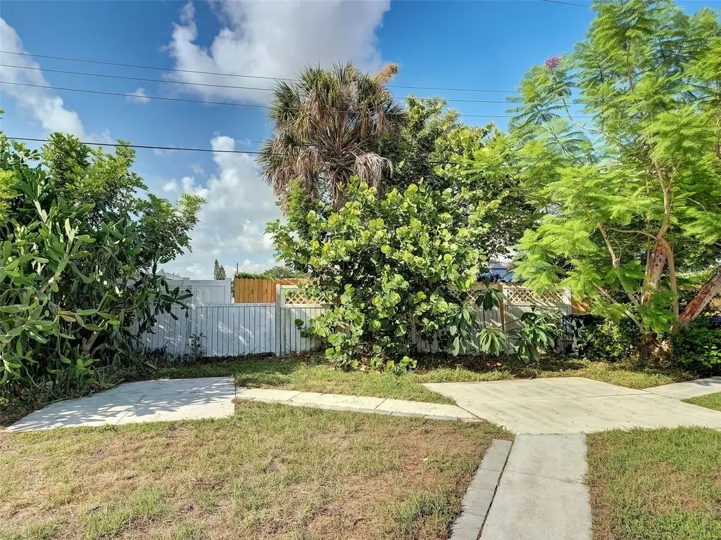 8215 Agress Avenue North Port FL 34287