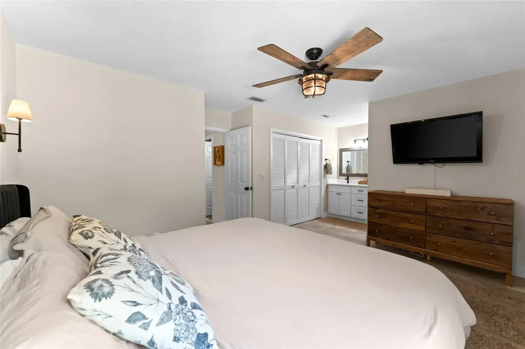 6916 Williams Drive Tampa FL 33634