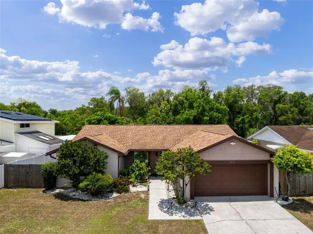 6916 Williams Drive Tampa FL 33634