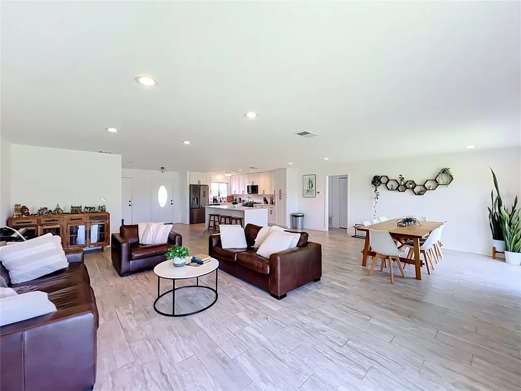 5501 Memorial Drive Orlando FL 32821