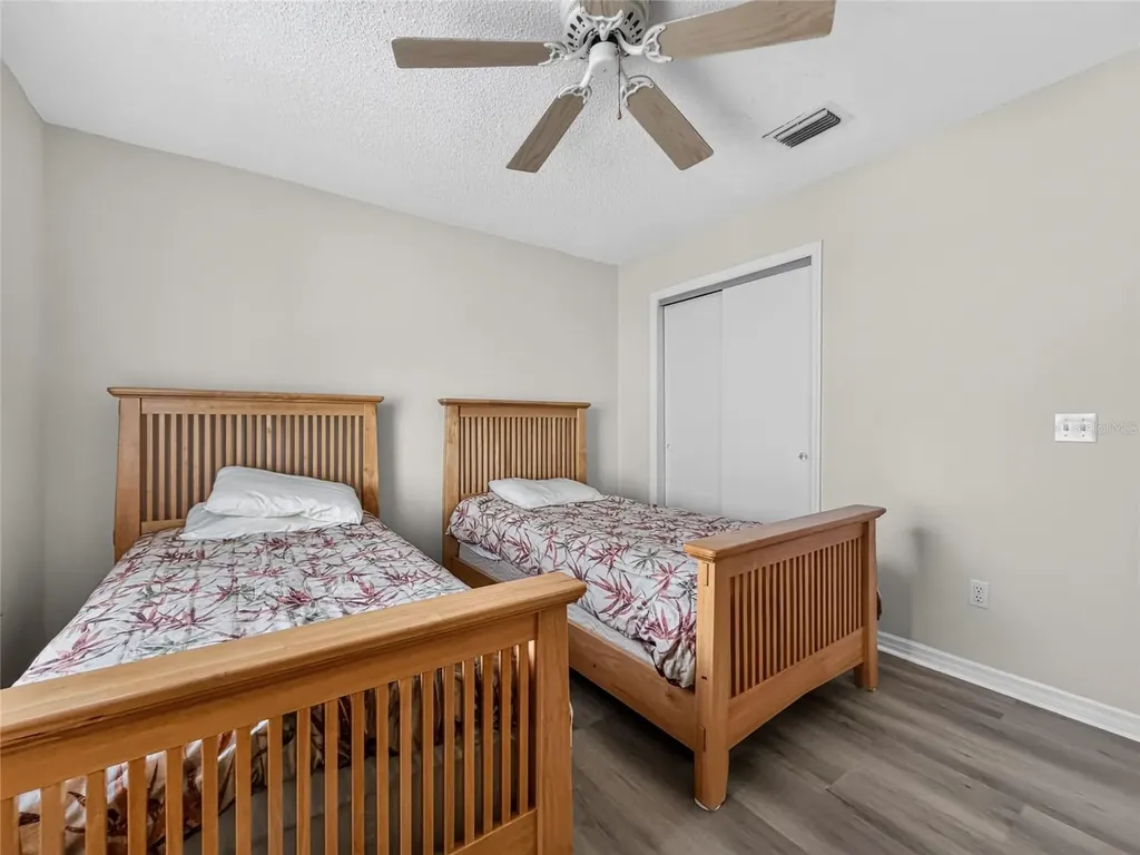 1222 Santos Place Lady Lake FL 32159