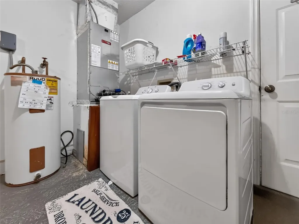 1222 Santos Place Lady Lake FL 32159