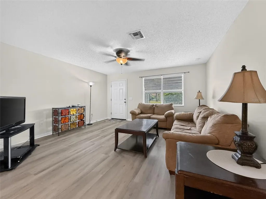 1222 Santos Place Lady Lake FL 32159