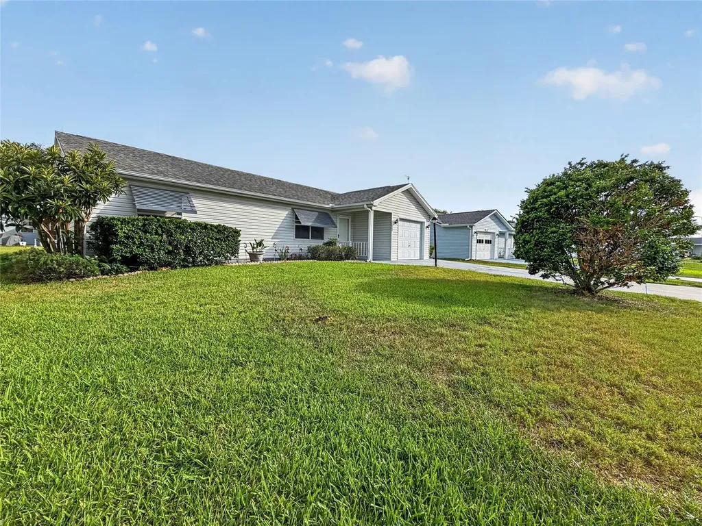 1222 Santos Place Lady Lake FL 32159