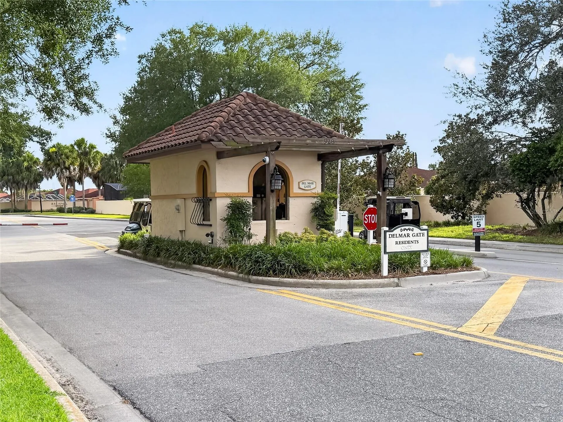 1222 Santos Place Lady Lake FL 32159