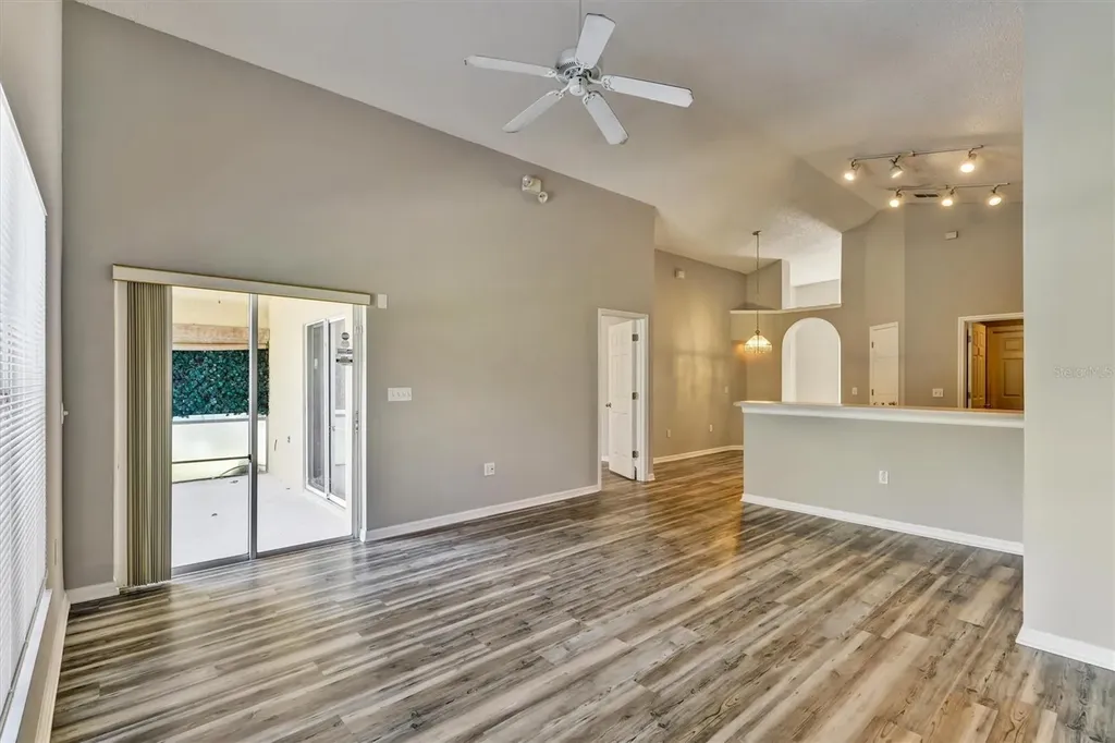 2802 Playing Otter Court Kissimmee FL 34747