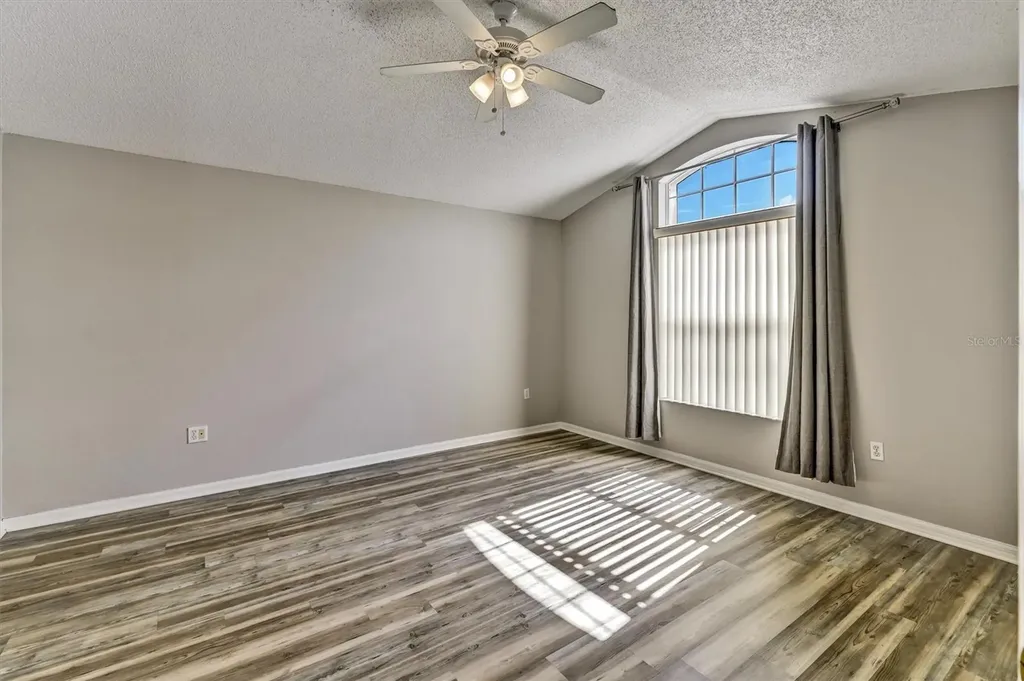 2802 Playing Otter Court Kissimmee FL 34747