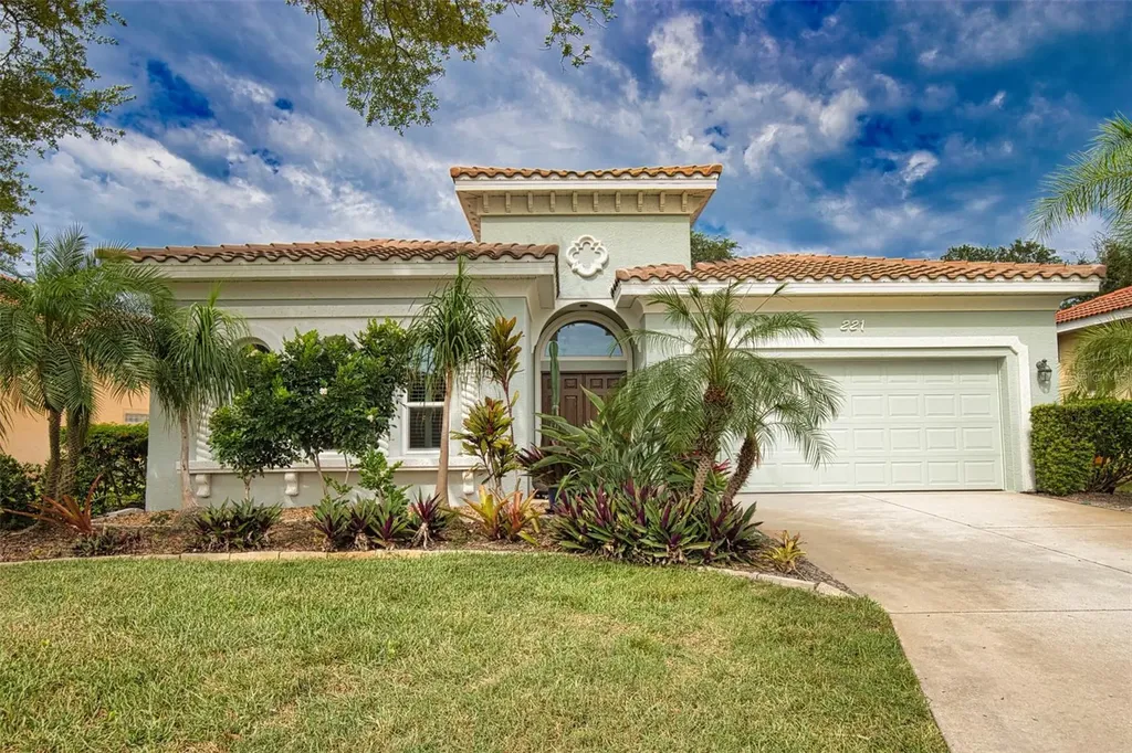 221 Rio Terra Venice FL 34285