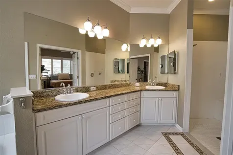 221 Rio Terra Venice FL 34285