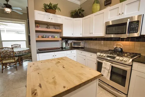 221 Rio Terra Venice FL 34285