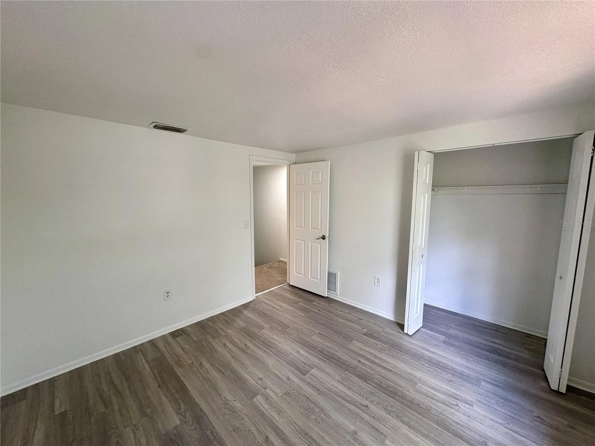 305 57th Avenue Drive E Bradenton FL 34203