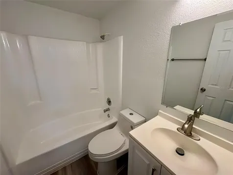 305 57th Avenue Drive E Bradenton FL 34203