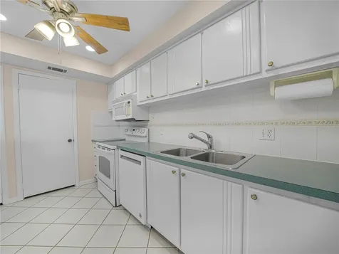 1130 N Lake Parker Avenue Lakeland FL 33805