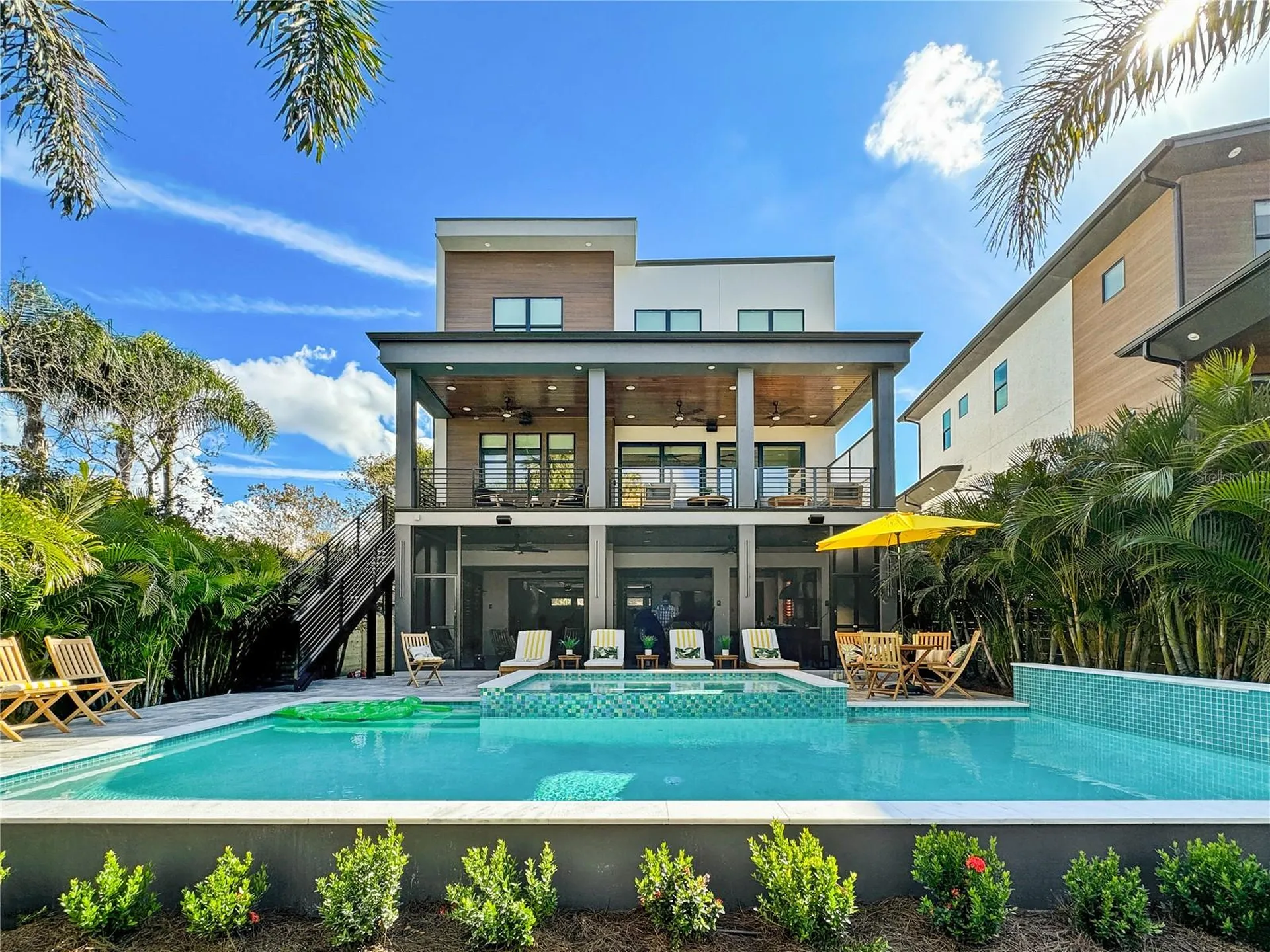 2519/1 N Riverside Drive Tampa FL 33602