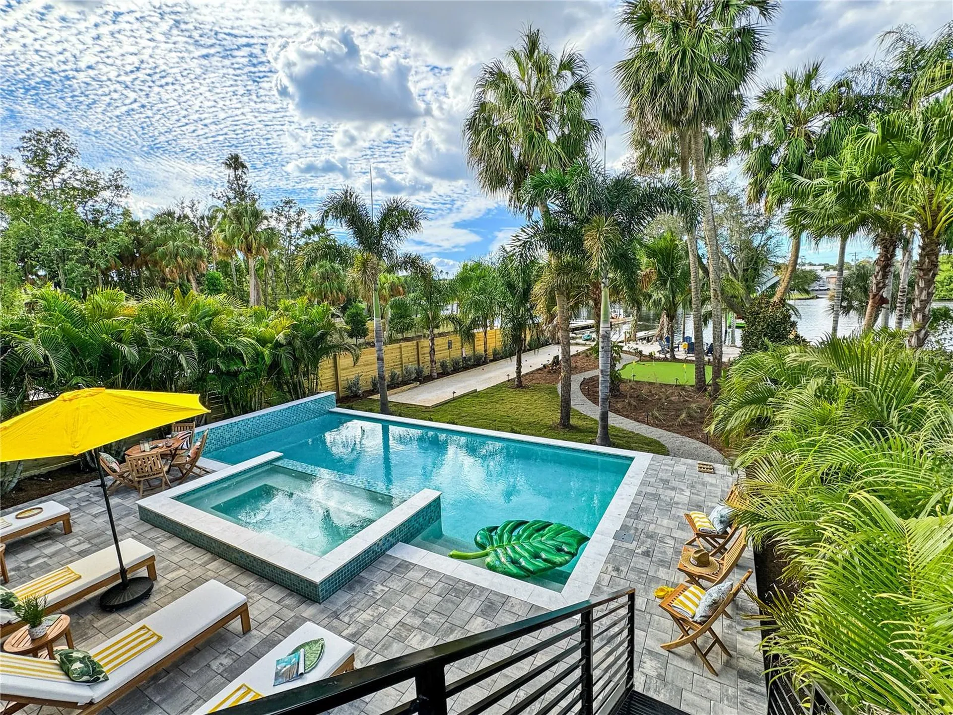 2519/1 N Riverside Drive Tampa FL 33602